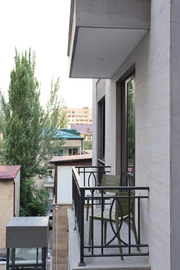 Orion Aparthotel Yerevan Exterior photo